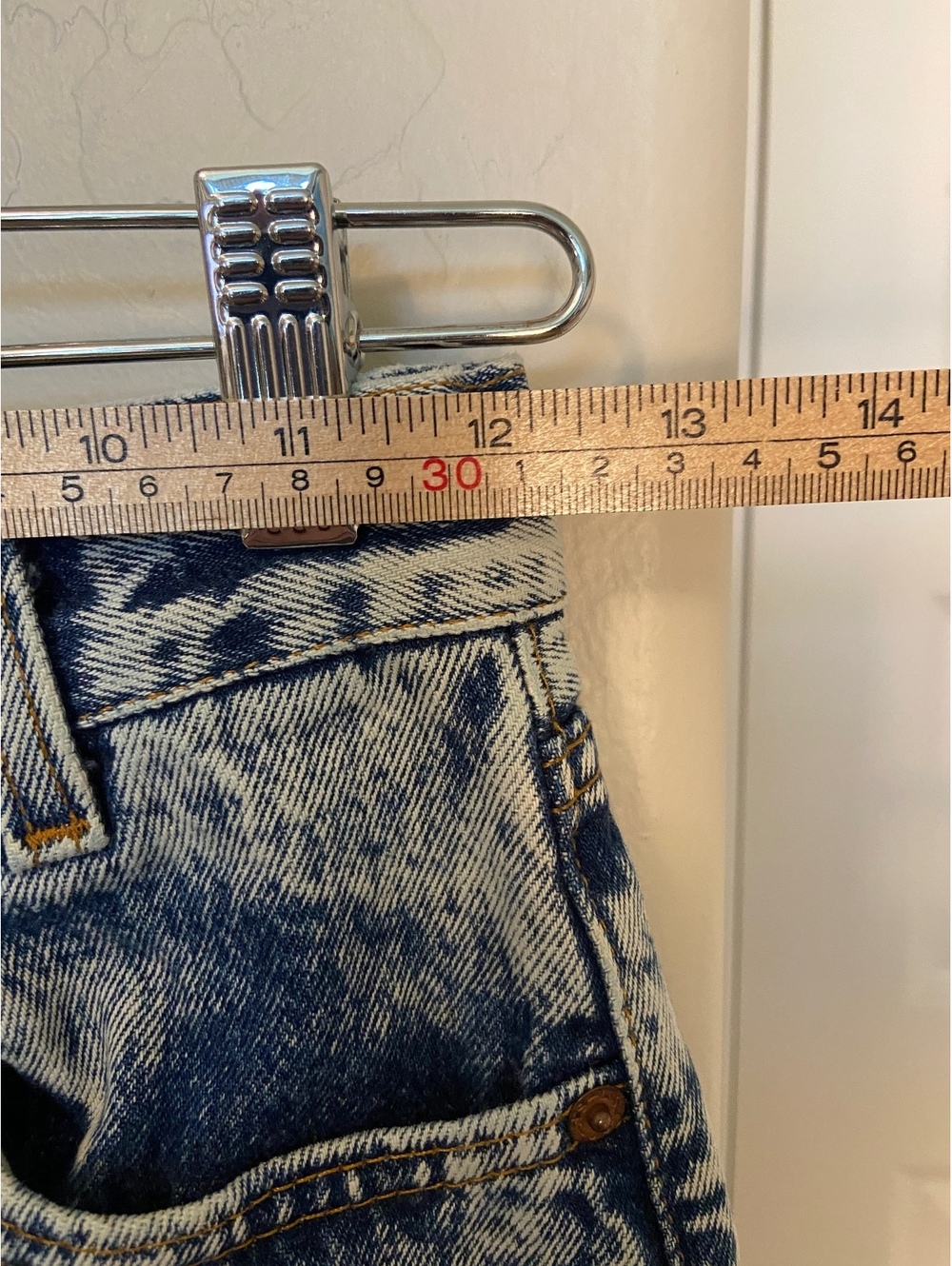 Levi's Vintage Acid Wash Jeans W27 L32 Made in USA - Picture 6 of 8